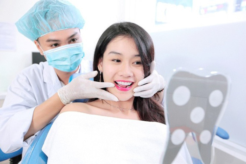 Nụ cười rạng rỡ và sức khỏe răng miệng: Bí quyết tìm phòng khám nha khoa uy tín tại Hà Nội